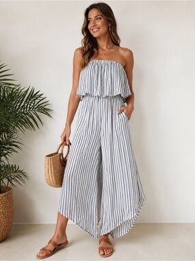 ✨Japna Strapless Striped Wide Leg Jumpsuit – Blue & White Size XS